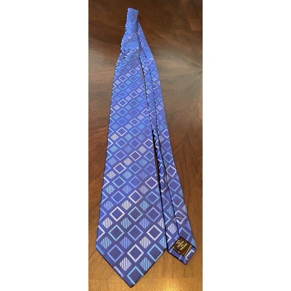 Bcbg Attitude Blue Hand Made 100% Imported Silk Men’s Neck Tie Made In China - Picture 3 of 9